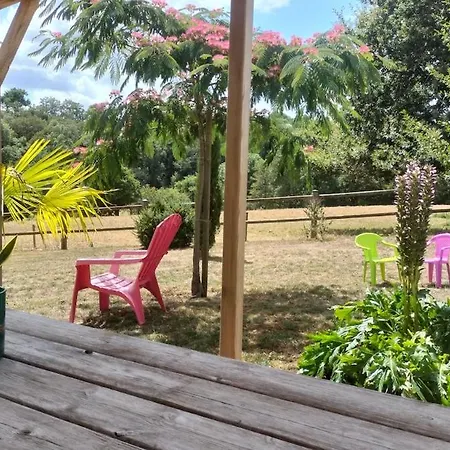 Holiday home En Pleine Nature